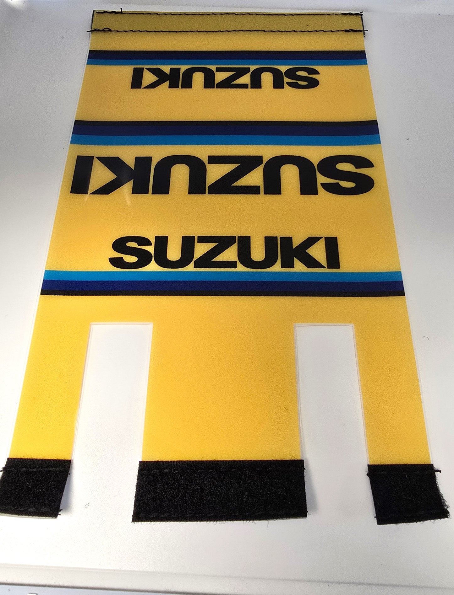 Suzuki Stripe Square Pad Cover
